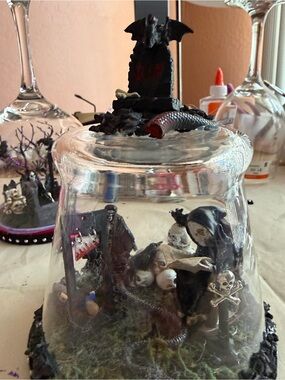 Halloween Grim Reaper Terrarium Decoration - Black and Gray
